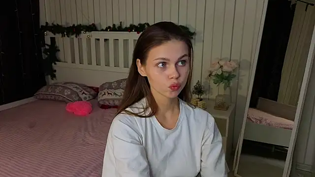 Snapshot of EarthaLevra chatting on March 2026 09:08:01 PM EarthaLevra online show from March 2026 09:08:01 PM