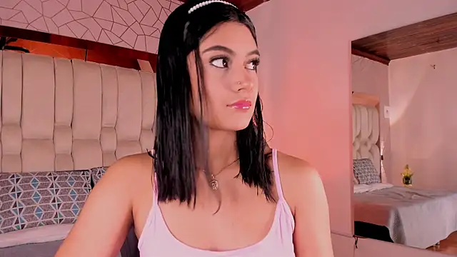 Snapshot of KatherineRuiz_ chatting on April 2026 12:09:02 PM KatherineRuiz online show from April 2026 12:09:02 PM