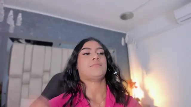 Snapshot of KatherineRuiz_ chatting on April 2026 08:01:02 PM KatherineRuiz online show from April 2026 08:01:02 PM