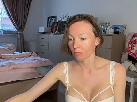 Snapshot of angelicfenix chatting on April 2026 12:46:01 PM angelicfenix online show from April 2026 12:46:01 PM