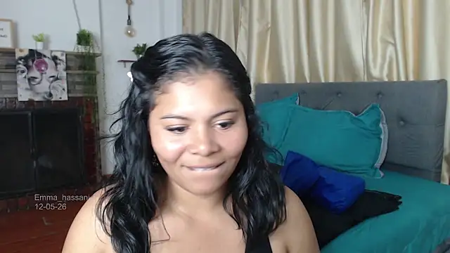 Snapshot of Emma_hassani chatting on May 2026 06:49:02 PM Emma hassani online show from May 2026 06:49:02 PM