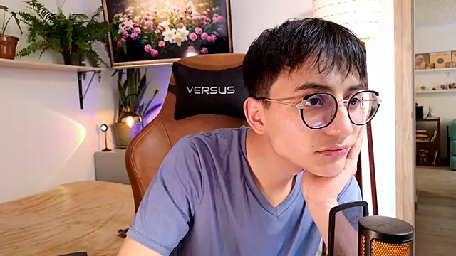 Snapshot of Sr_evann chatting on March 2026 02:32:01 PM Sr evann online show from March 2026 02:32:01 PM