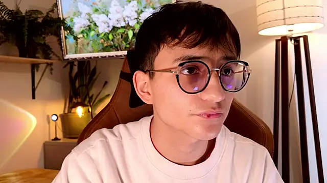 Snapshot of Sr_evann chatting on March 2026 02:55:01 PM Sr evann online show from March 2026 02:55:01 PM