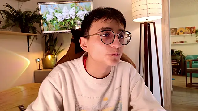 Snapshot of Sr_evann chatting on March 2026 05:27:02 PM Sr evann online show from March 2026 05:27:02 PM