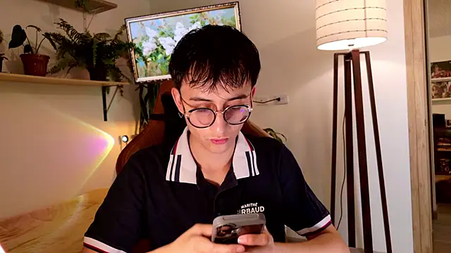 Snapshot of Sr_evann chatting on March 2026 03:18:01 PM Sr evann online show from March 2026 03:18:01 PM