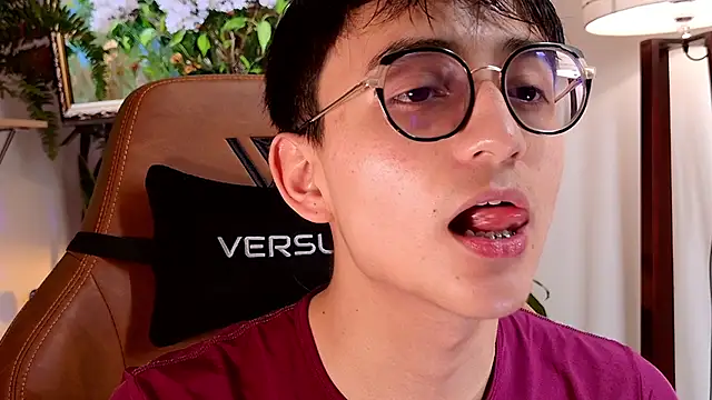 Snapshot of Sr_evann chatting on March 2026 04:08:01 PM Sr evann online show from March 2026 04:08:01 PM