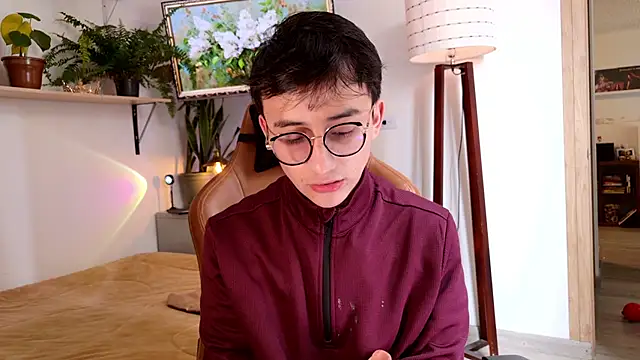 Snapshot of Sr_evann chatting on April 2026 02:58:01 PM Sr evann online show from April 2026 02:58:01 PM