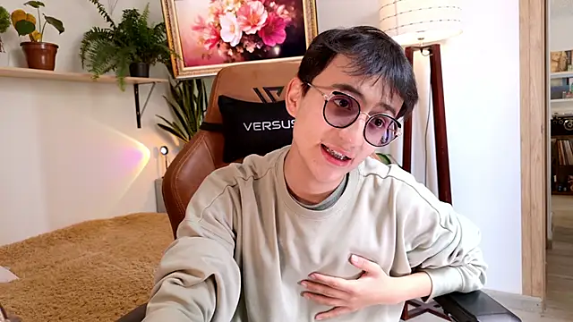 Snapshot of Sr_evann chatting on April 2026 04:34:01 PM Sr evann online show from April 2026 04:34:01 PM