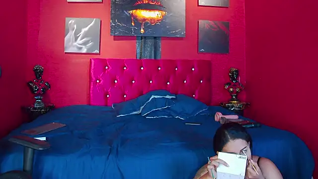 Snapshot of Luna_Dante_fox chatting on March 2026 03:26:01 PM Luna Dante fox online show from March 2026 03:26:01 PM