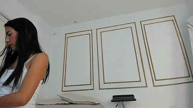 Snapshot of emily_gaviria1 chatting on March 2026 12:10:02 PM emily gaviria1 online show from March 2026 12:10:02 PM