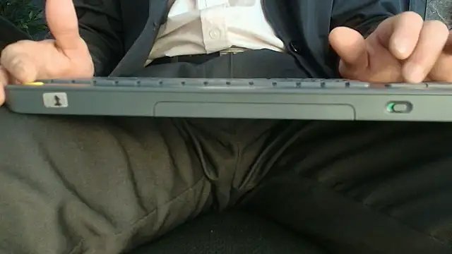 Adams Sanz online show from July 2026 07:49:02 PM