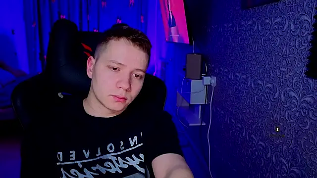 Karl Night  online show from March 2026 05:17:02 PM