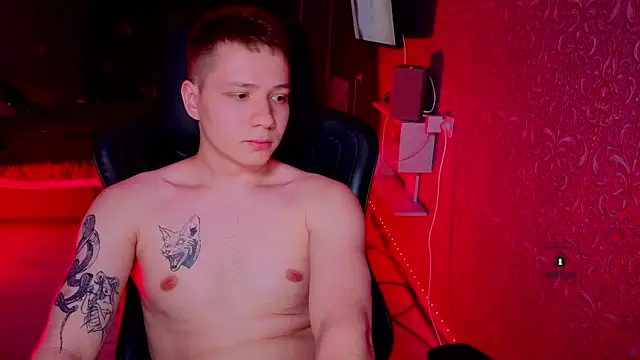 Karl Night  online show from April 2026 07:01:02 PM