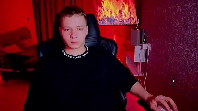 Karl Night  online show from May 2026 06:59:01 PM