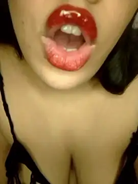 Snapshot of madleen_Mm chatting on March 2026 08:16:01 PM madleen Mm online show from March 2026 08:16:01 PM