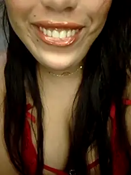 Snapshot of madleen_Mm chatting on March 2026 08:14:01 PM madleen Mm online show from March 2026 08:14:01 PM