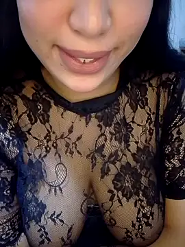 Snapshot of madleen_Mm chatting on April 2026 03:08:01 PM madleen Mm online show from April 2026 03:08:01 PM