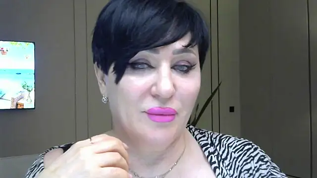 Snapshot of Kleotempt chatting on May 2026 06:24:01 PM Kleotempt online show from May 2026 06:24:01 PM
