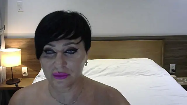 Snapshot of Kleotempt chatting on June 2026 06:56:01 PM Kleotempt online show from June 2026 06:56:01 PM