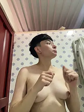 Snapshot of Tomnico_19 chatting on March 2026 07:29:01 PM Tomnico 19 online show from March 2026 07:29:01 PM