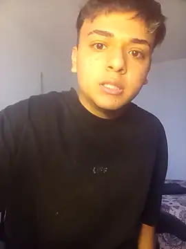 Snapshot of WillowPill5 chatting on March 2026 04:42:01 PM WillowPill5 online show from March 2026 04:42:01 PM