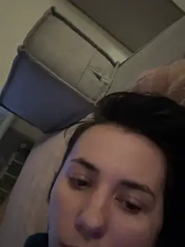 Oliviya smiley  online show from March 2026 04:35:01 PM