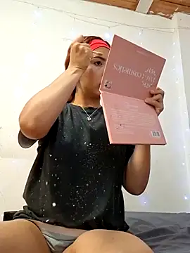 Snapshot of violeta_blaze1 chatting on March 2026 10:00:02 AM violeta blaze1 online show from March 2026 10:00:02 AM