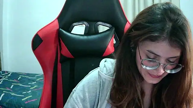 Snapshot of Sparkyvape chatting on February 2026 08:42:02 PM Sparkyvape online show from February 2026 08:42:02 PM