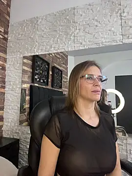 kendra leroy online show from March 2026 11:33:01 PM