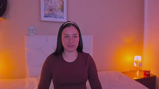 Snapshot of Dollhell chatting on April 2026 11:25:01 AM Dollhell online show from April 2026 11:25:01 AM