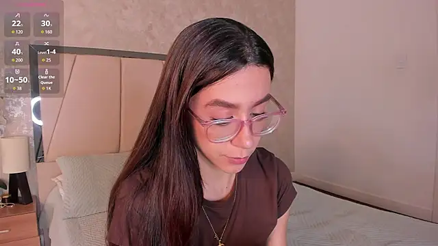 Arii wilde online show from June 2026 12:42:02 PM