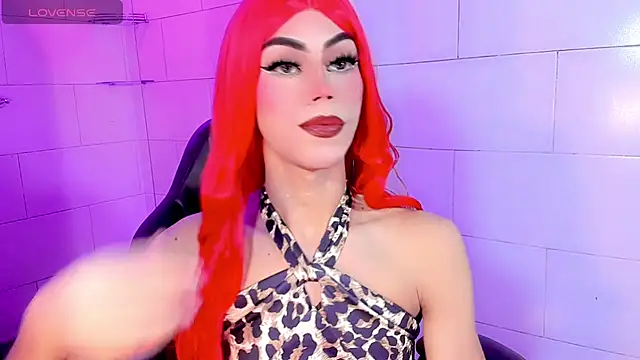 Snapshot of Gema_Jones_ chatting on May 2026 08:15:01 PM Gema Jones online show from May 2026 08:15:01 PM