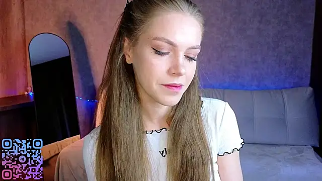 Snapshot of melee_eva chatting on April 2026 08:34:02 AM melee eva online show from April 2026 08:34:02 AM