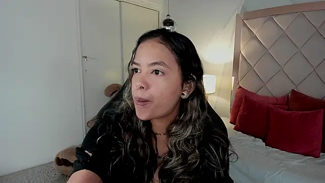 dulce lyraa1 online show from March 2026 05:26:02 AM