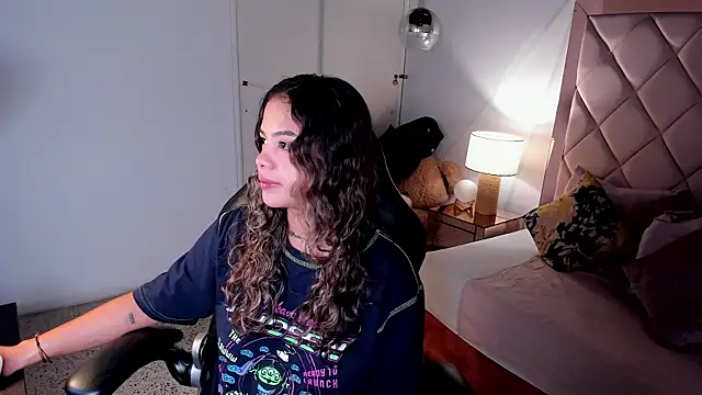 Snapshot of dulce_lyraa1 chatting on May 2026 03:59:01 AM dulce lyraa1 online show from May 2026 03:59:01 AM