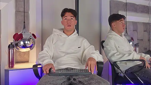 Austin Reedss online show from April 2026 01:22:01 PM