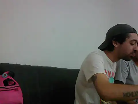 Snapshot of _iluvatar_ chatting on March 2026 07:10:01 PM iluvatar online show from March 2026 07:10:01 PM