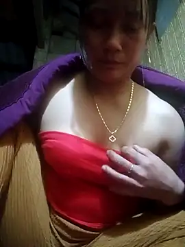 Snapshot of mami-rubi chatting on March 2026 12:12:02 PM mami-rubi online show from March 2026 12:12:02 PM