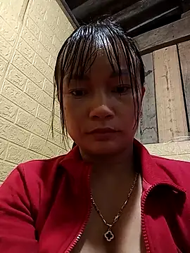 Snapshot of mami-rubi chatting on March 2026 04:12:02 PM mami-rubi online show from March 2026 04:12:02 PM