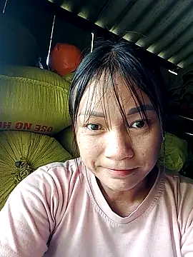 Snapshot of mami-rubi chatting on March 2026 04:01:02 AM mami-rubi online show from March 2026 04:01:02 AM