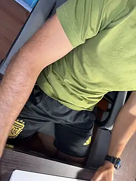 Snapshot of argentindick chatting on February 2026 11:03:02 PM argentindick online show from February 2026 11:03:02 PM