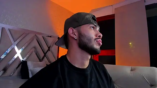 Snapshot of Vincentblack chatting on May 2026 06:53:02 AM Vincentblack online show from May 2026 06:53:02 AM