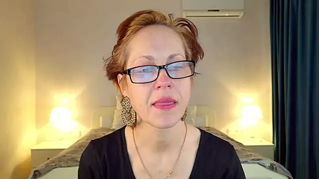 LioraWeiss online show from March 2026 05:58:02 AM