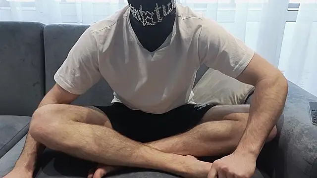 Snapshot of chantatummm chatting on March 2026 08:17:01 AM chantatummm online show from March 2026 08:17:01 AM