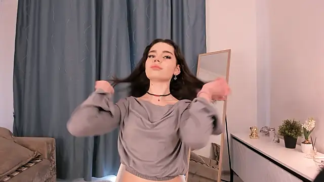 PerlaTurro online show from March 2026 07:09:02 AM