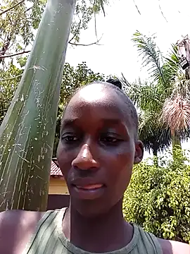 pinkinside  online show from February 2026 10:35:01 AM