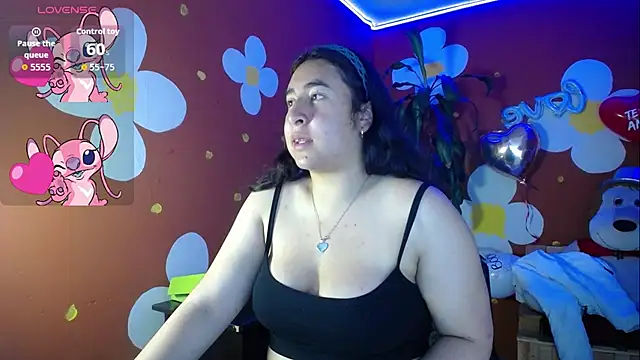 Snapshot of VirellaAshford chatting on March 2026 07:33:01 PM VirellaAshford online show from March 2026 07:33:01 PM