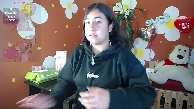 Snapshot of VirellaAshford chatting on March 2026 11:14:01 AM VirellaAshford online show from March 2026 11:14:01 AM