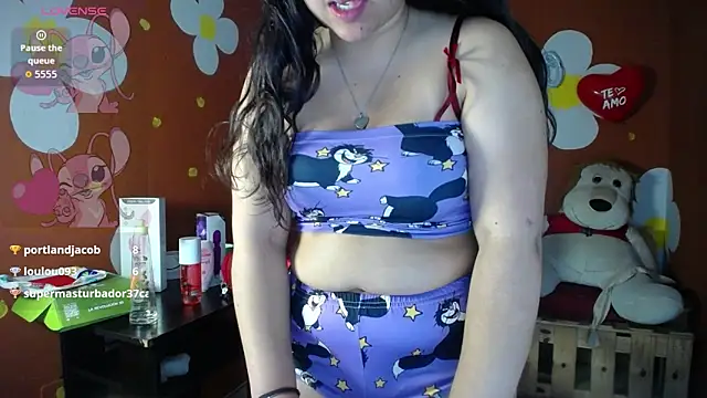 Snapshot of VirellaAshford chatting on April 2026 01:41:01 PM VirellaAshford online show from April 2026 01:41:01 PM