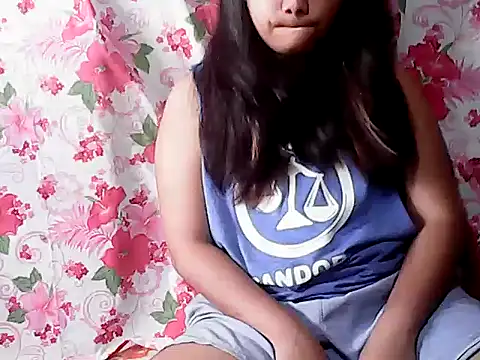 Snapshot of Flowerbebe chatting on March 2026 05:52:01 AM Flowerbebe online show from March 2026 05:52:01 AM